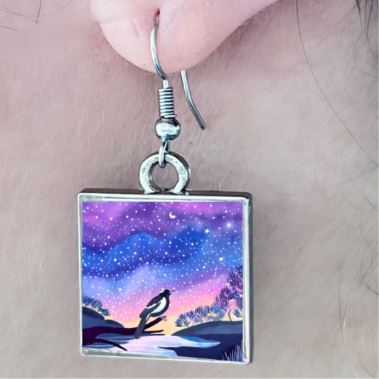 Magpie Under the Starry Sky: earrings